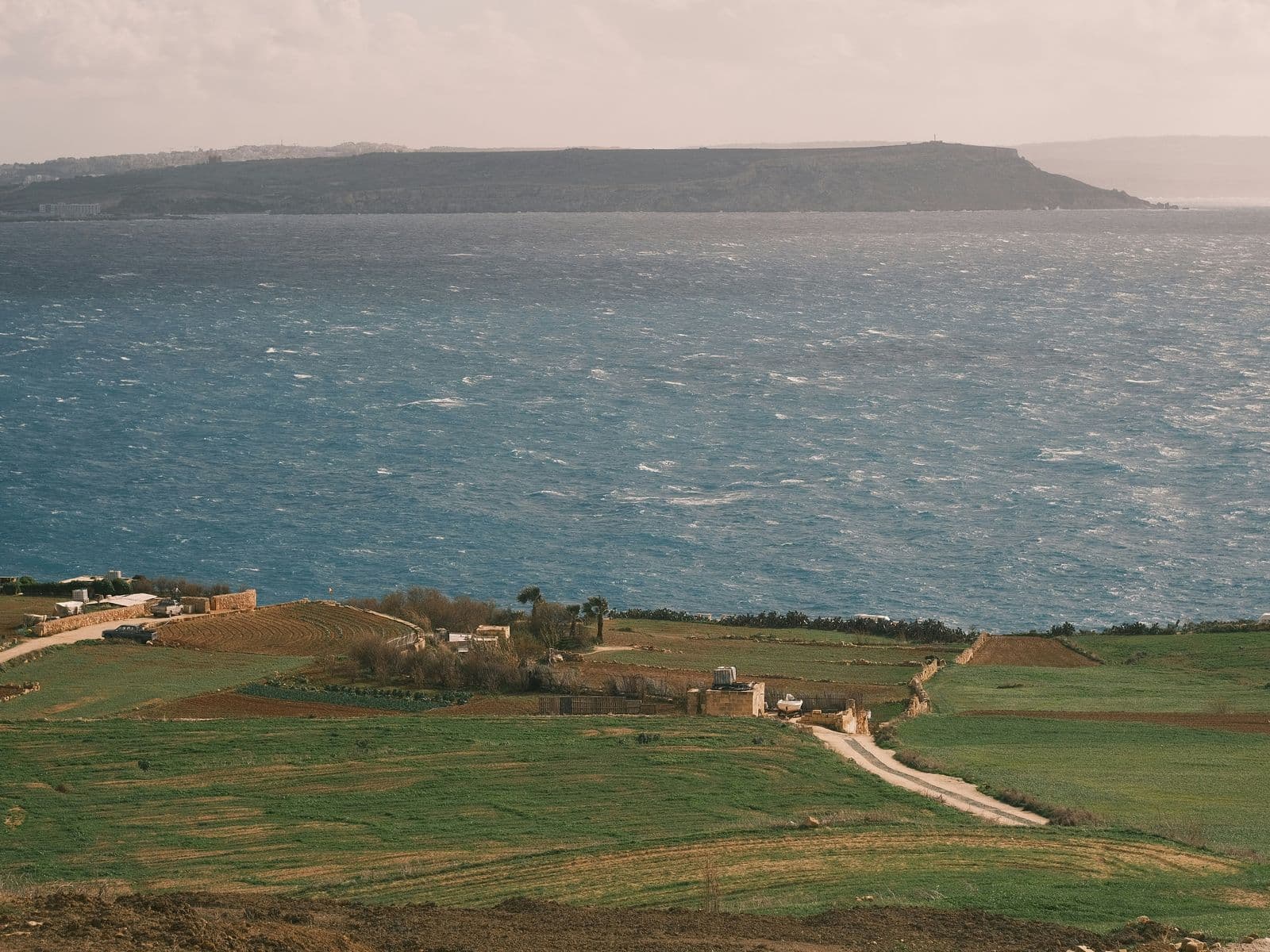 Terrain viabilisé Saly bord de mer