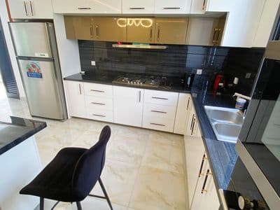 Villa neuve 4 chambres 500 m² — Ngaparou, derrière Saly Center