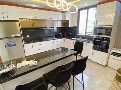 Villa neuve 4 chambres 500 m² — Ngaparou, derrière Saly Center