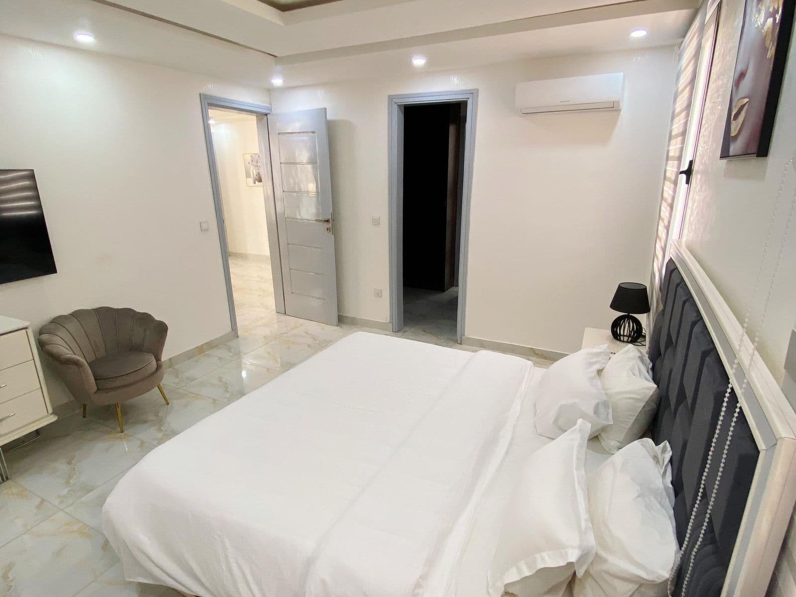 Villa neuve 4 chambres 500 m² — Ngaparou, derrière Saly Center