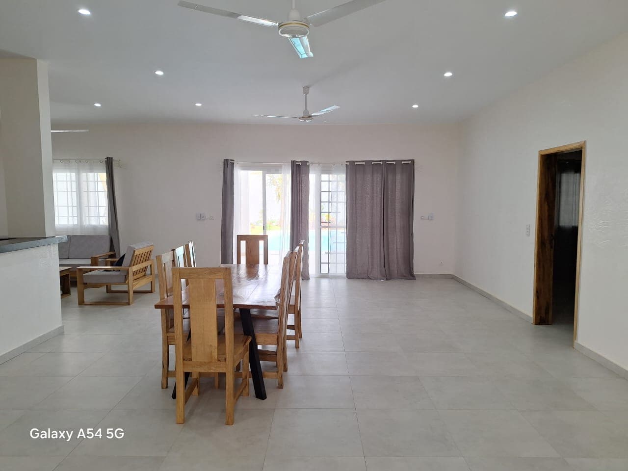 Villa 4 chambres 220 m² — Allée Milliardaire, Ngaparou