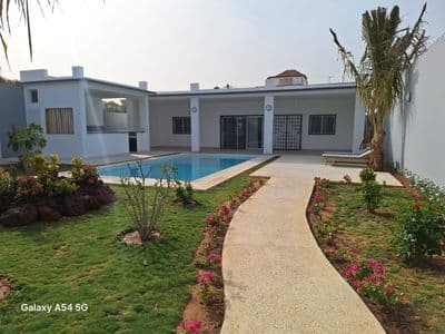 Villa 4 chambres 220 m² — Allée Milliardaire, Ngaparou