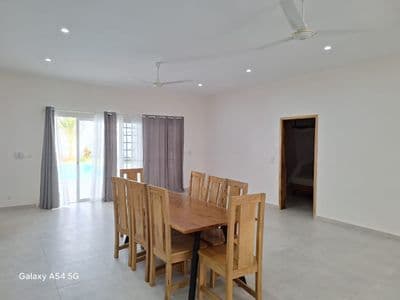 Villa 4 chambres 220 m² — Allée Milliardaire, Ngaparou