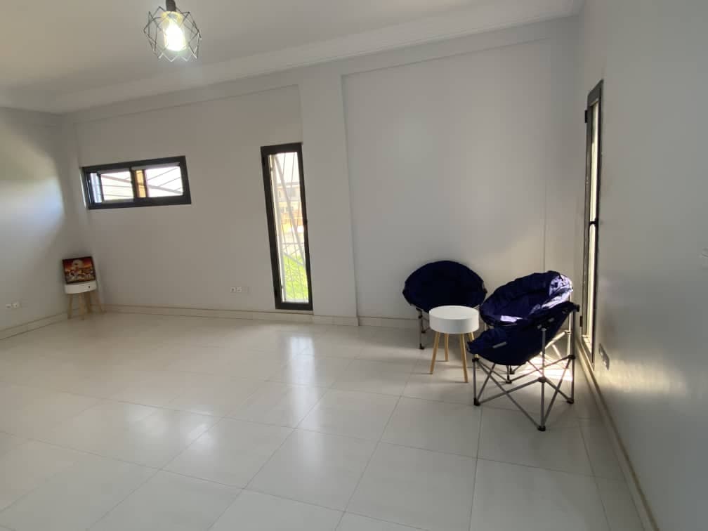 Villa 5 chambres à vendre — Somone (bail individuel)