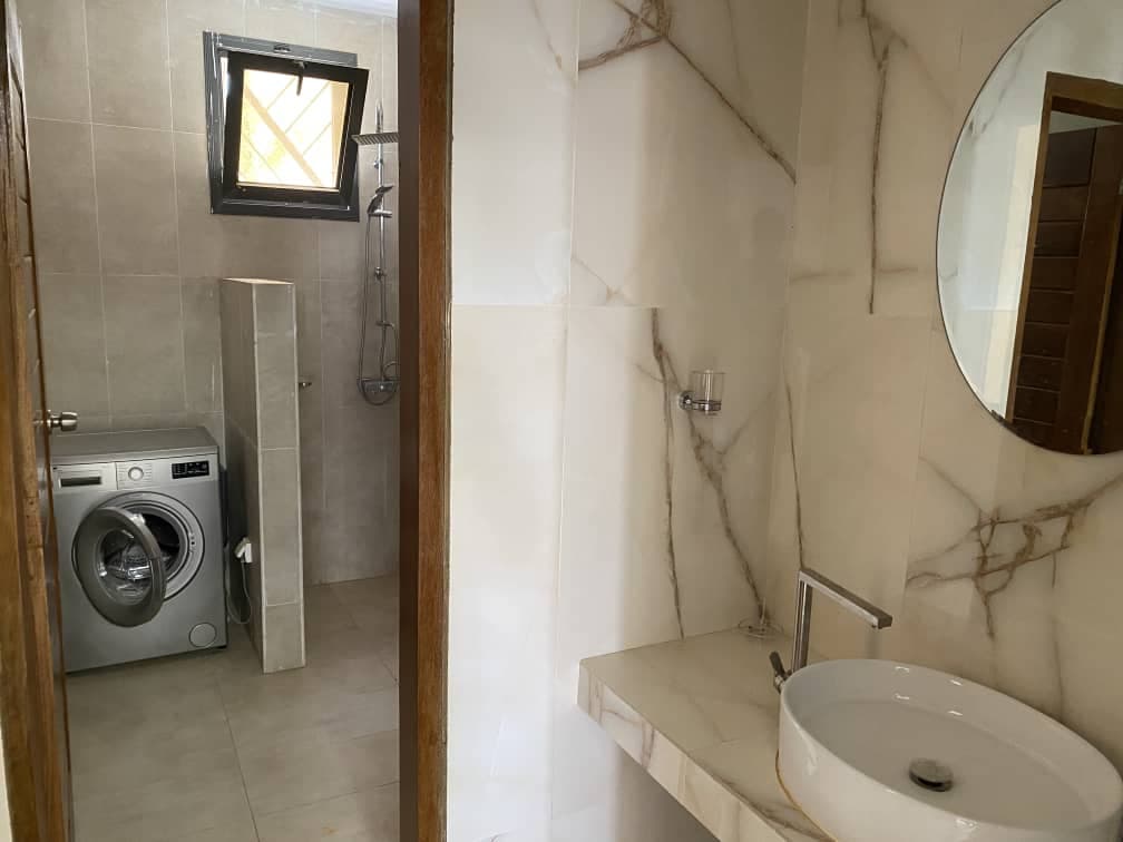 Villa 5 chambres à vendre — Somone (bail individuel)