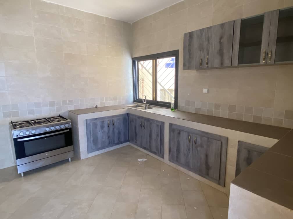 Villa 5 chambres à vendre — Somone (bail individuel)