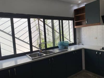 Villa 5 chambres à vendre — Somone (bail individuel)