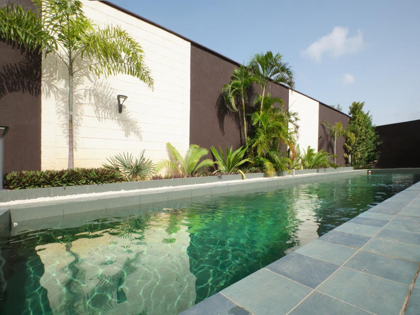 Villa contemporaine 695 m² à Ngaparou — allée des Milliardaires