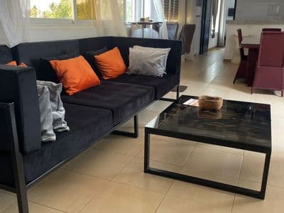 Villa pied dans l'eau 150 m² à Saly — proche du Rols